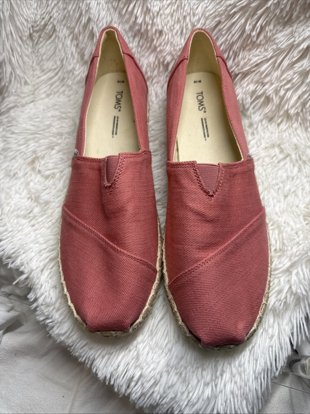 Women’s Tom’s Coral Slip-on Shoes Womens 10